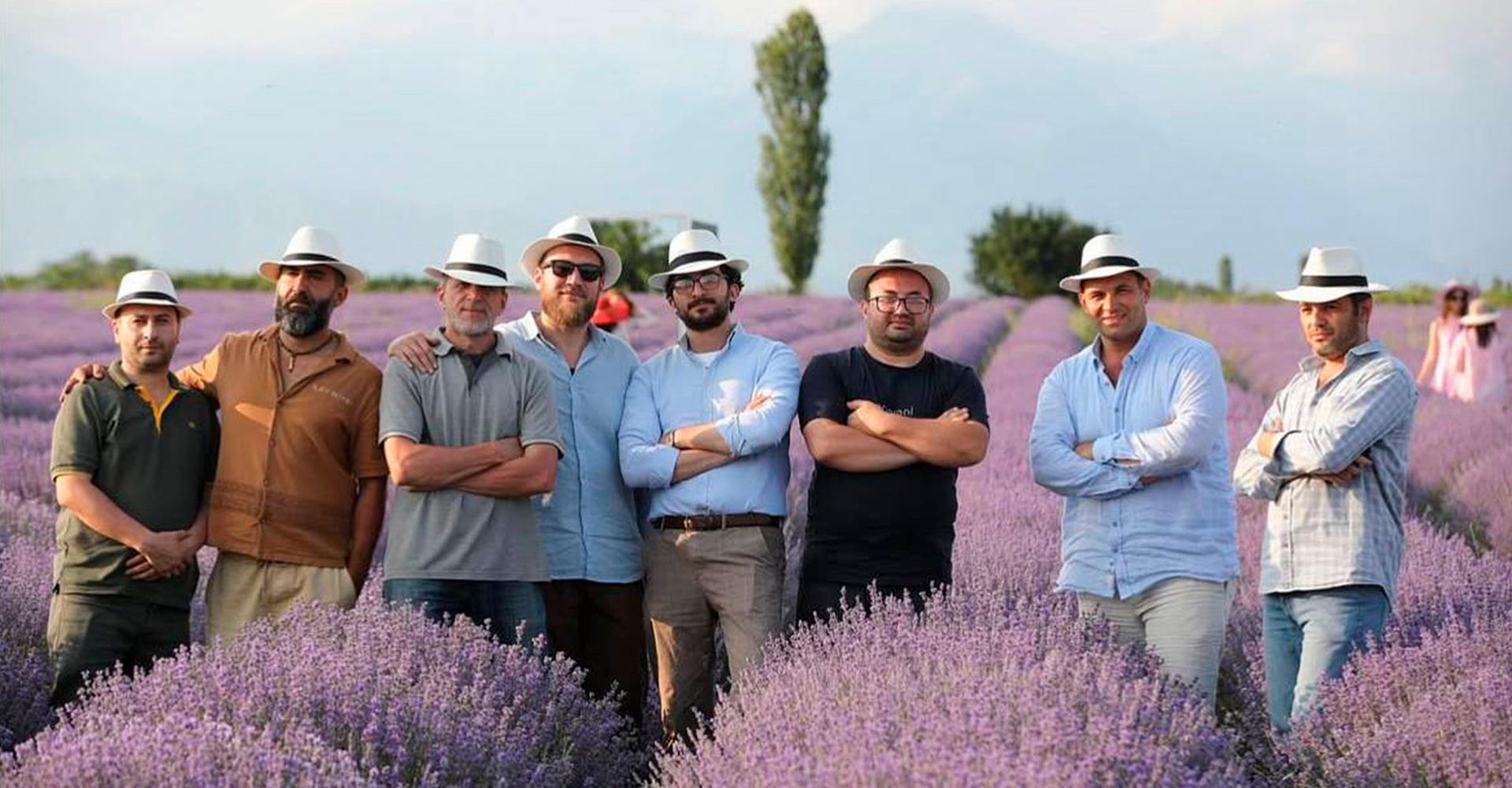 “AXIN və ESSENSO ilə Lavanda Toxunuşu”